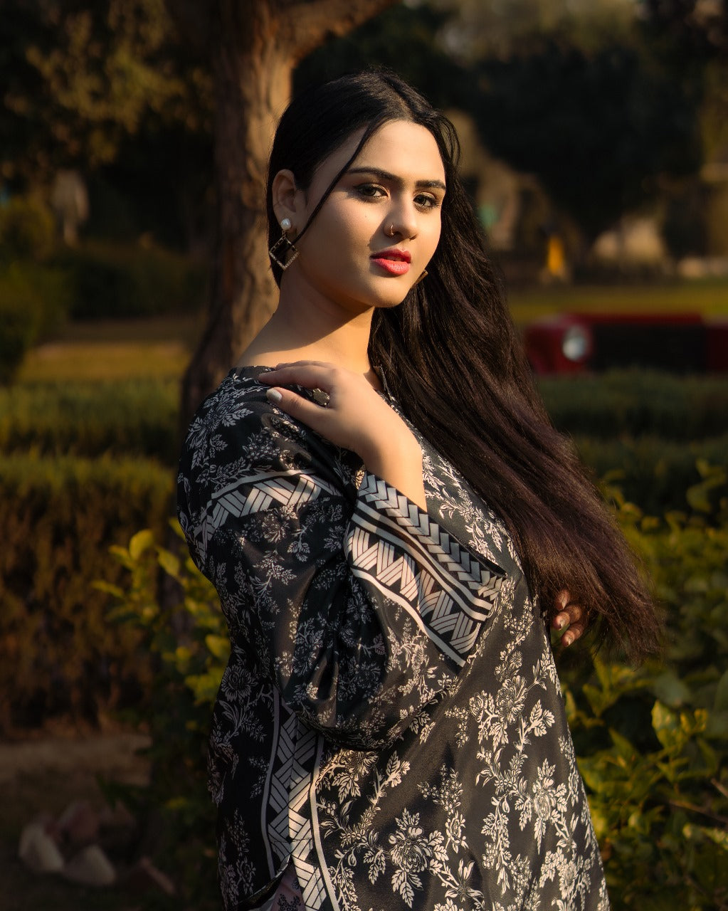 Trending Dilruba 2-Pcs.