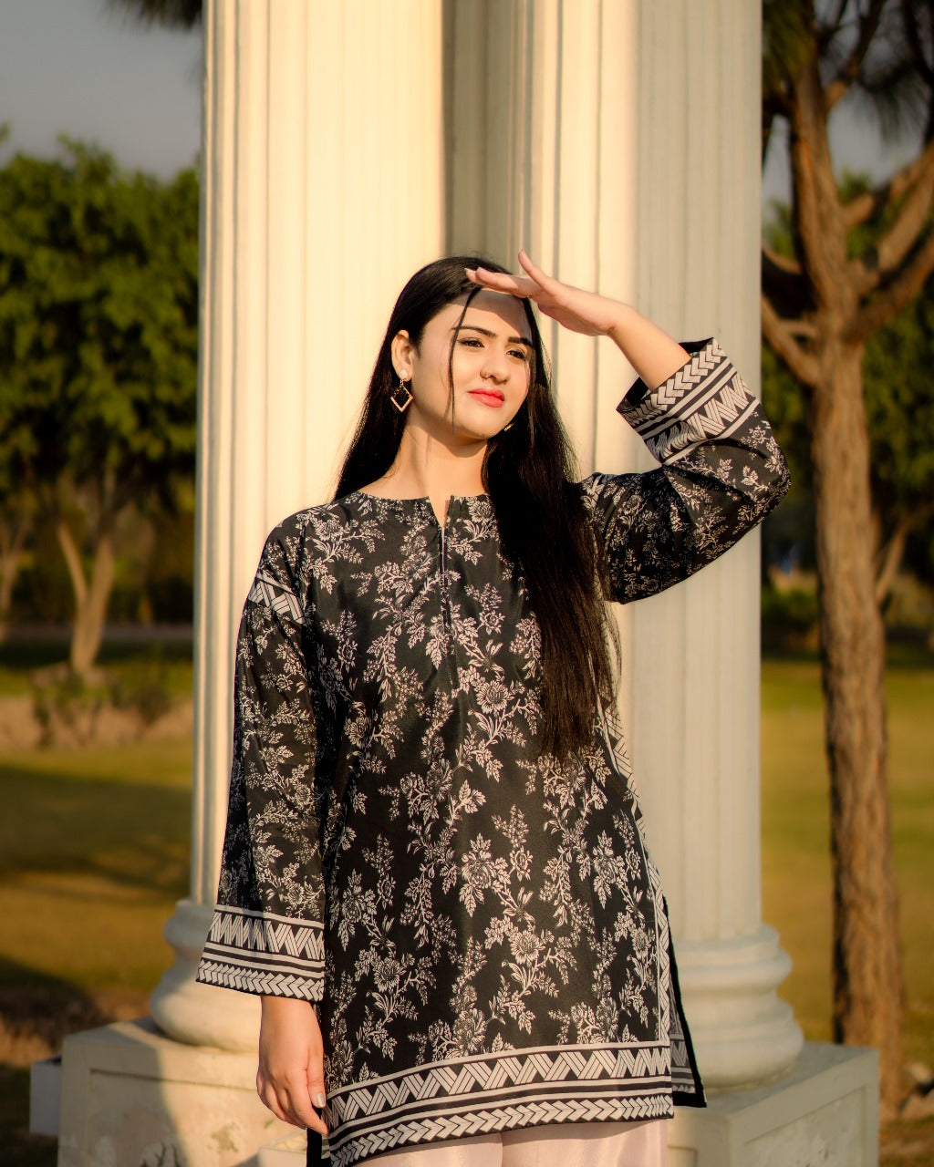 Trending Dilruba 2-Pcs.